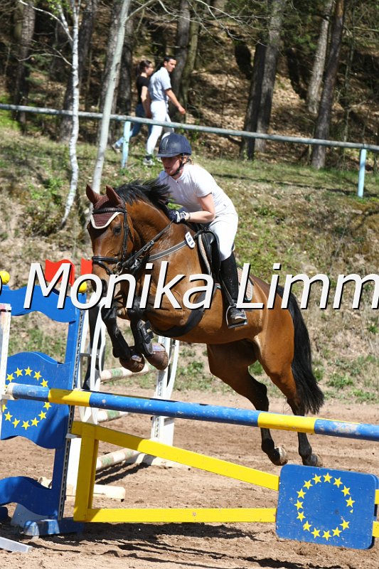 204M8593_Emma Lee_Spring_Axx.JPG